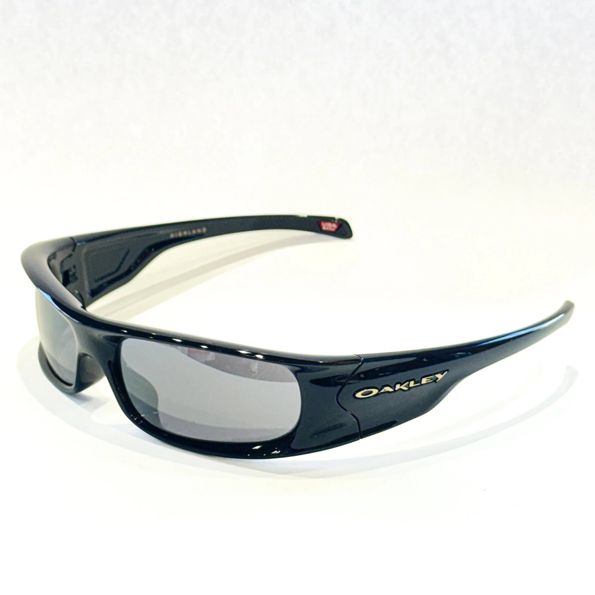 Óculos Oakley esportivo preto